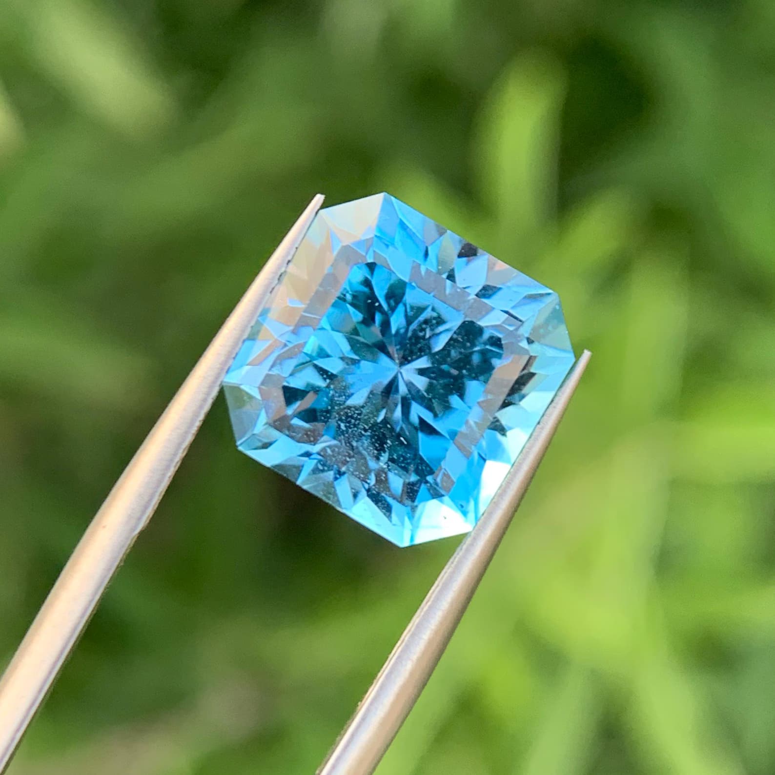 Sky Blue Topaz 13.22ct Radiant Cut, natural blue topaz from Pakistan