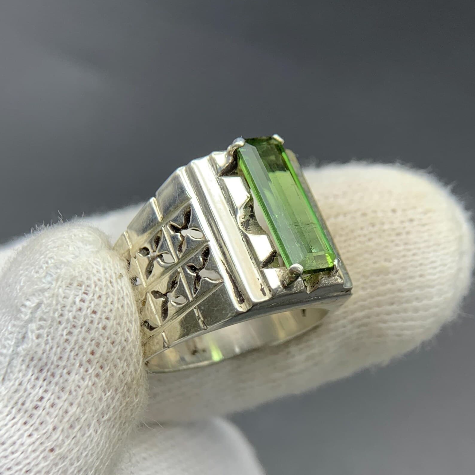 Men's Statement Green Tourmaline Sterling Silver Ring, natural green tourmaline from Pakistan