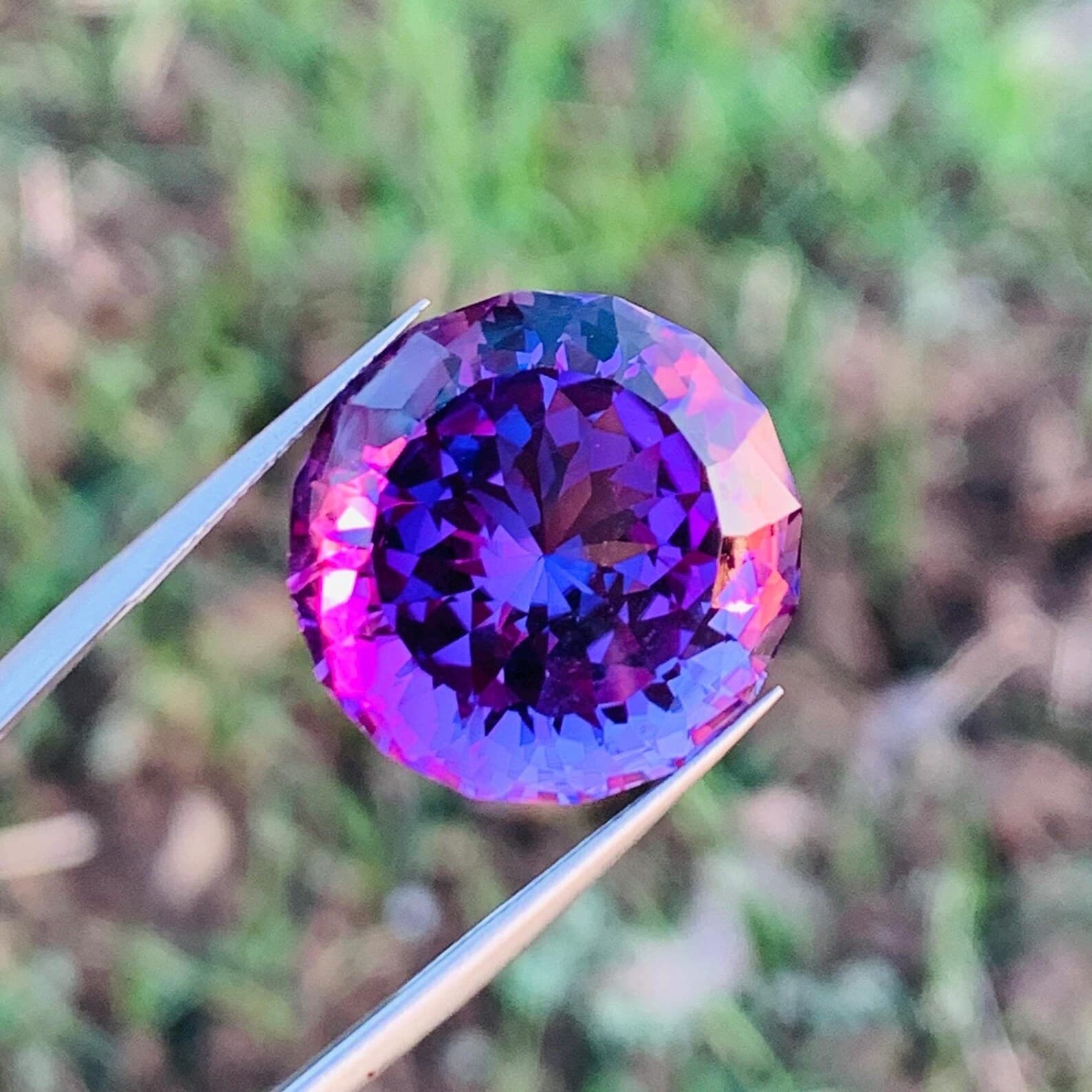 Amethyst 27.25ct Diamond Cut, natural purple amethyst from Pakistan