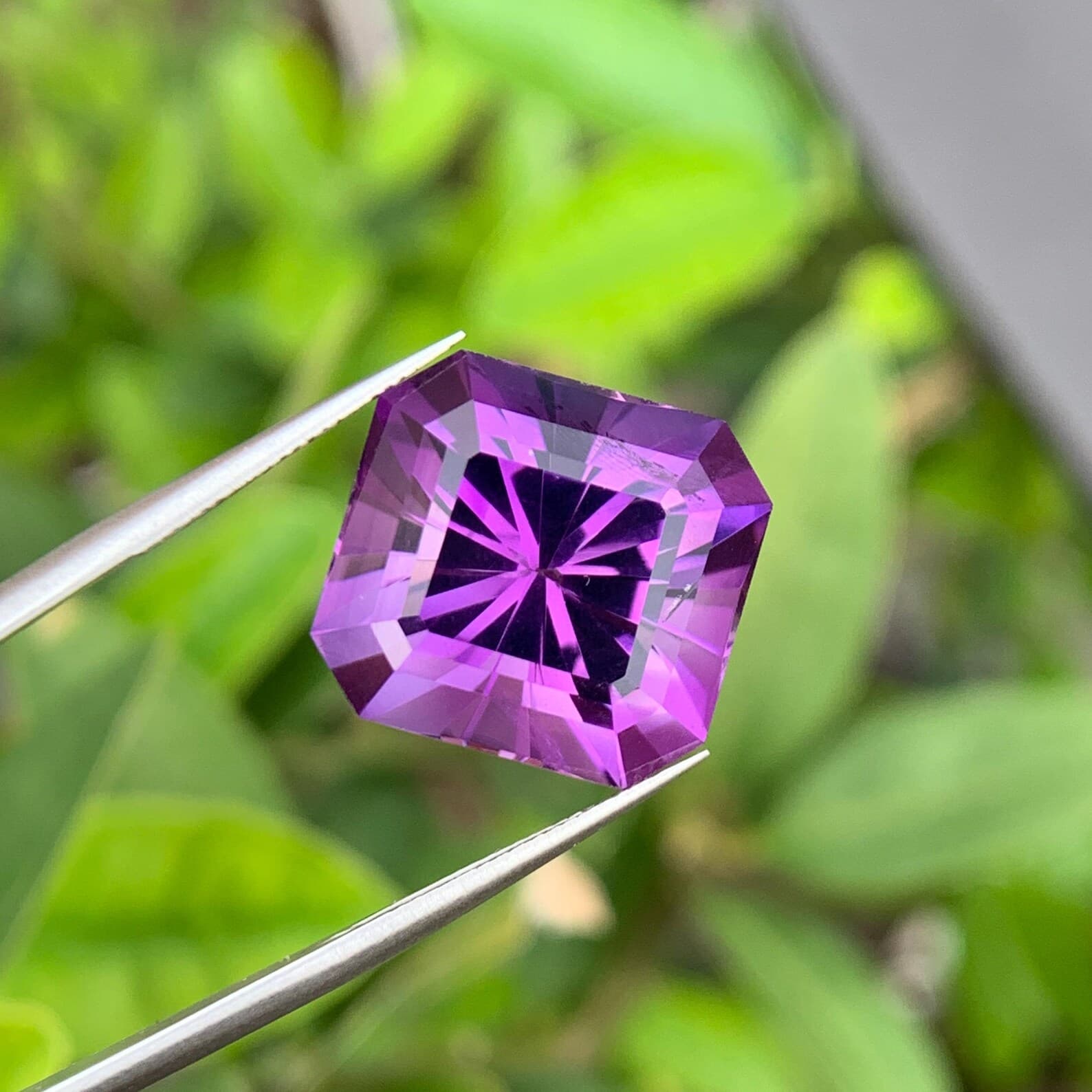 Amethyst 21.7ct Radiant Cut, natural purple amethyst from Pakistan