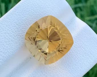 Yellow Citrine 12.5ct Fancy Cut, natural yellow / gold citrine from Pakistan
