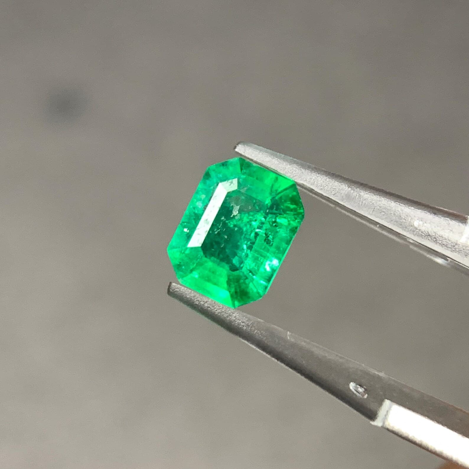 Swat Emerald 0.76ct, natural green emerald from Swat Valley, Pakistan